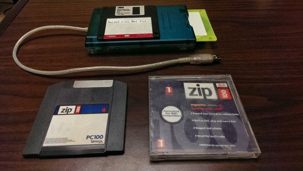 floppy drive thinks it needs to format disks